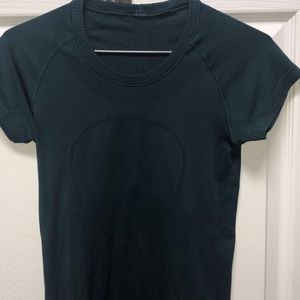 Dark green lulu lemon shirt! Short sleeve